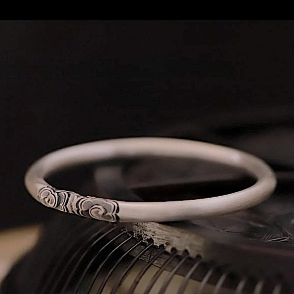 Sterling Silver Irregular Flower Pattern Bangle Bracelet - Picture 8 of 16